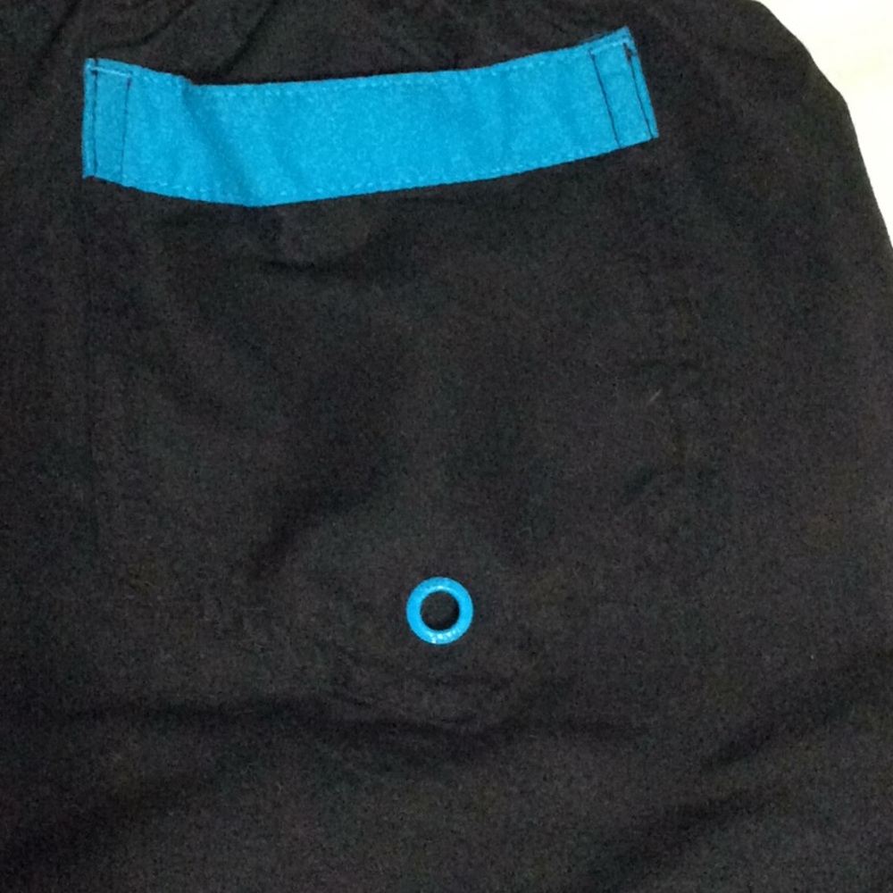Nike boys bathing trunks size large (12-13) - Picture 4 of 6